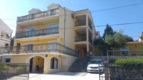 Apartments by the sea Slatine, Ciovo - 18311